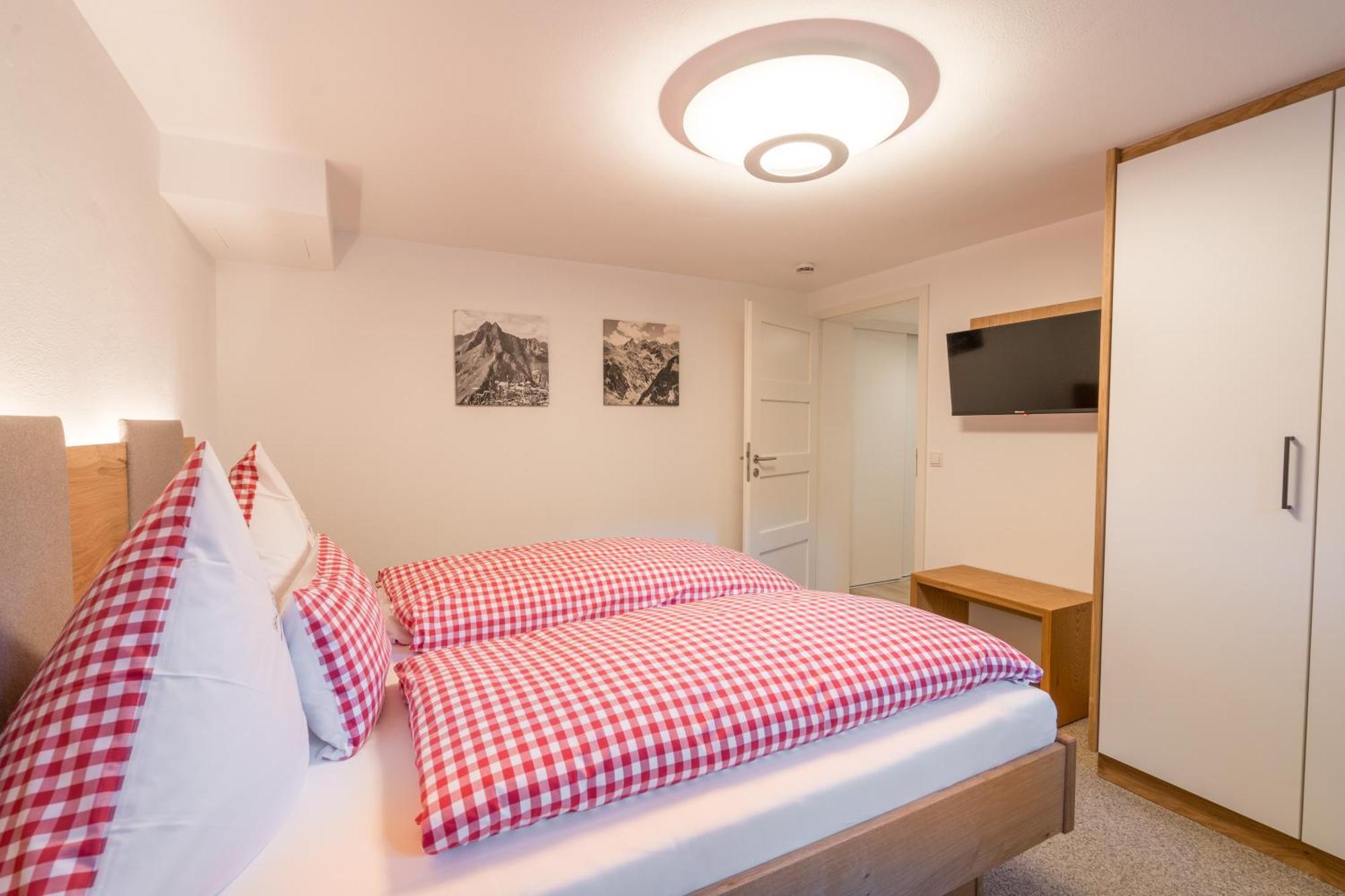 Apartment Ohrwumslar *